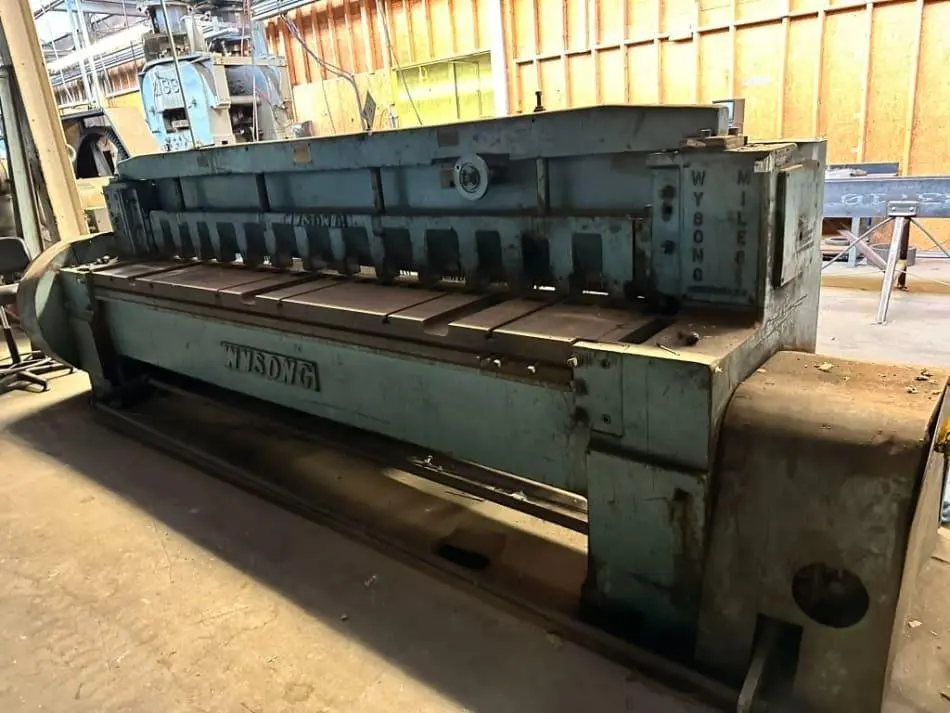 10' X 10 GAUGE WYSONG MODEL #1010 POWER SQUARING SHEAR: YOBRO #23831