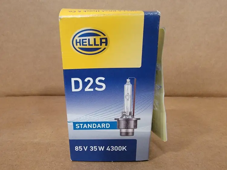 New | in-Stock HELLA 8GS 007 949-261 Lighting British Columbia CA | Lenmark #478118