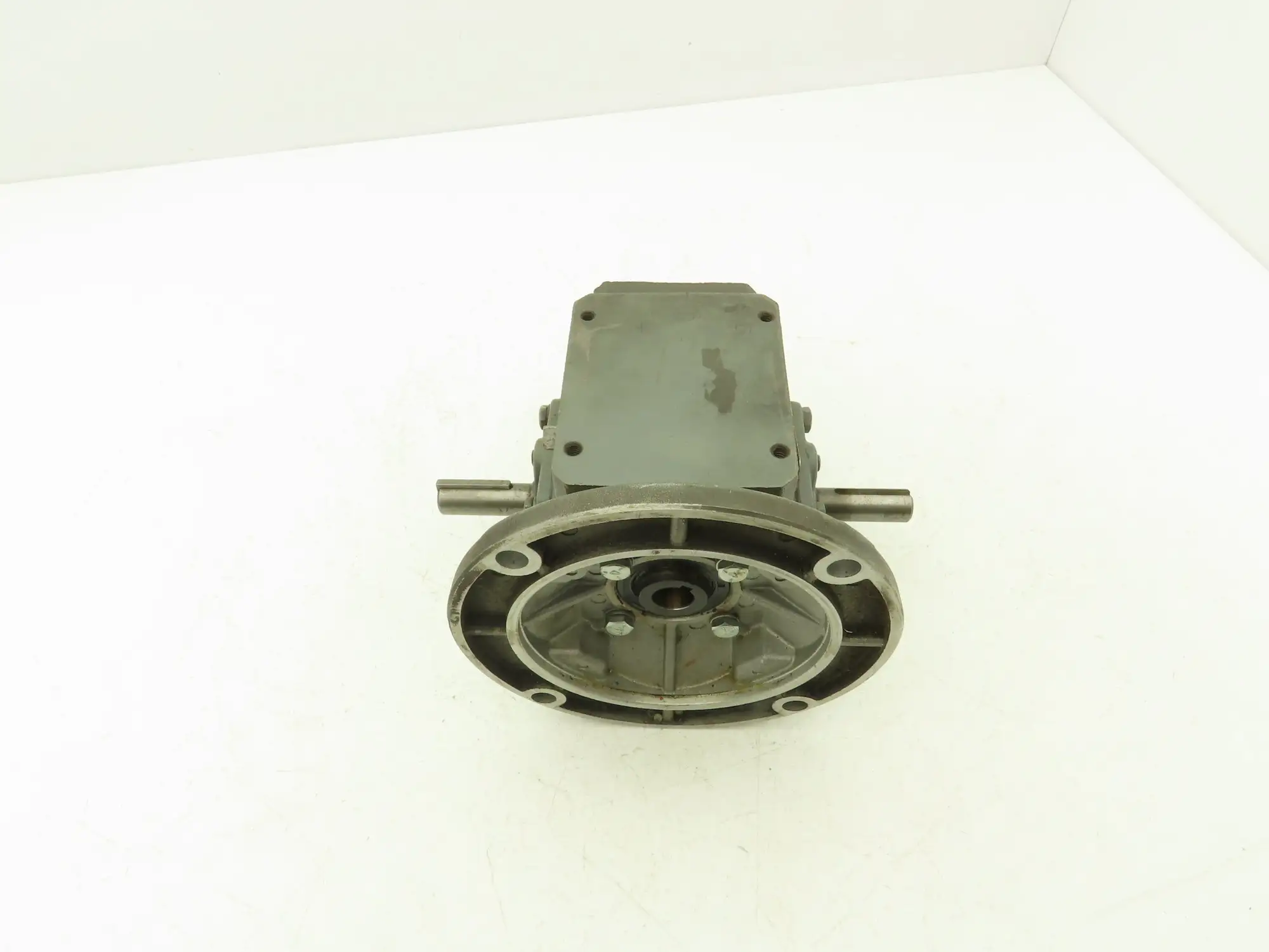 Dayton 4Z006C Worm Gearbox 10:1 Reducer 173rpm 3/4Hp 56C Dual Output