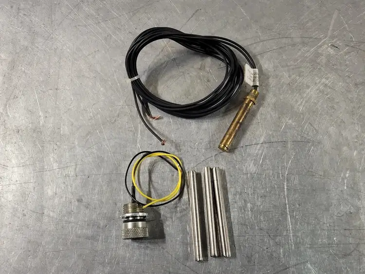 Used GEMS SENSORS _UNKNOWN_ Misc Electrical & Power Parts British Columbia CA | Lenmark #254252
