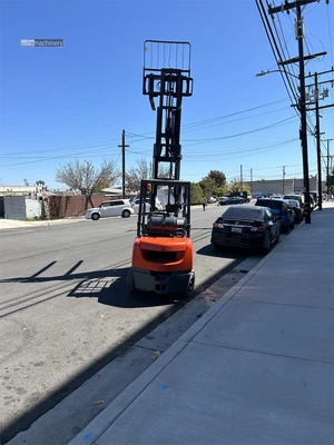 Used 2014 TOYOTA 8FGU30 Misc Forklifts California US | Lillo Machinery #1399258