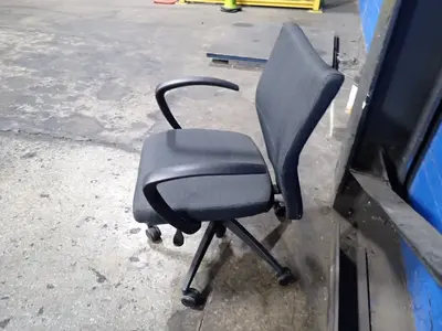 21" X 21" Office Chair - 2360-s2-a10-116-sac-c6-ss2