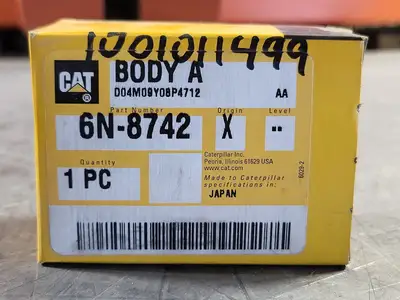 NEW CATERPILLAR 6N-8742