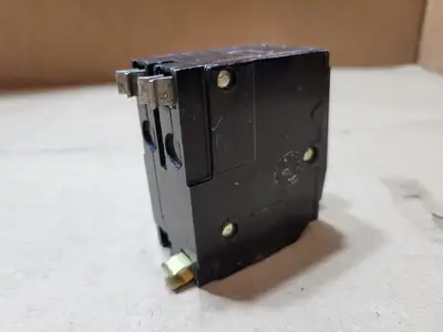 Used SQUARE D QO230 Switchgears British Columbia CA | Lenmark #1486883