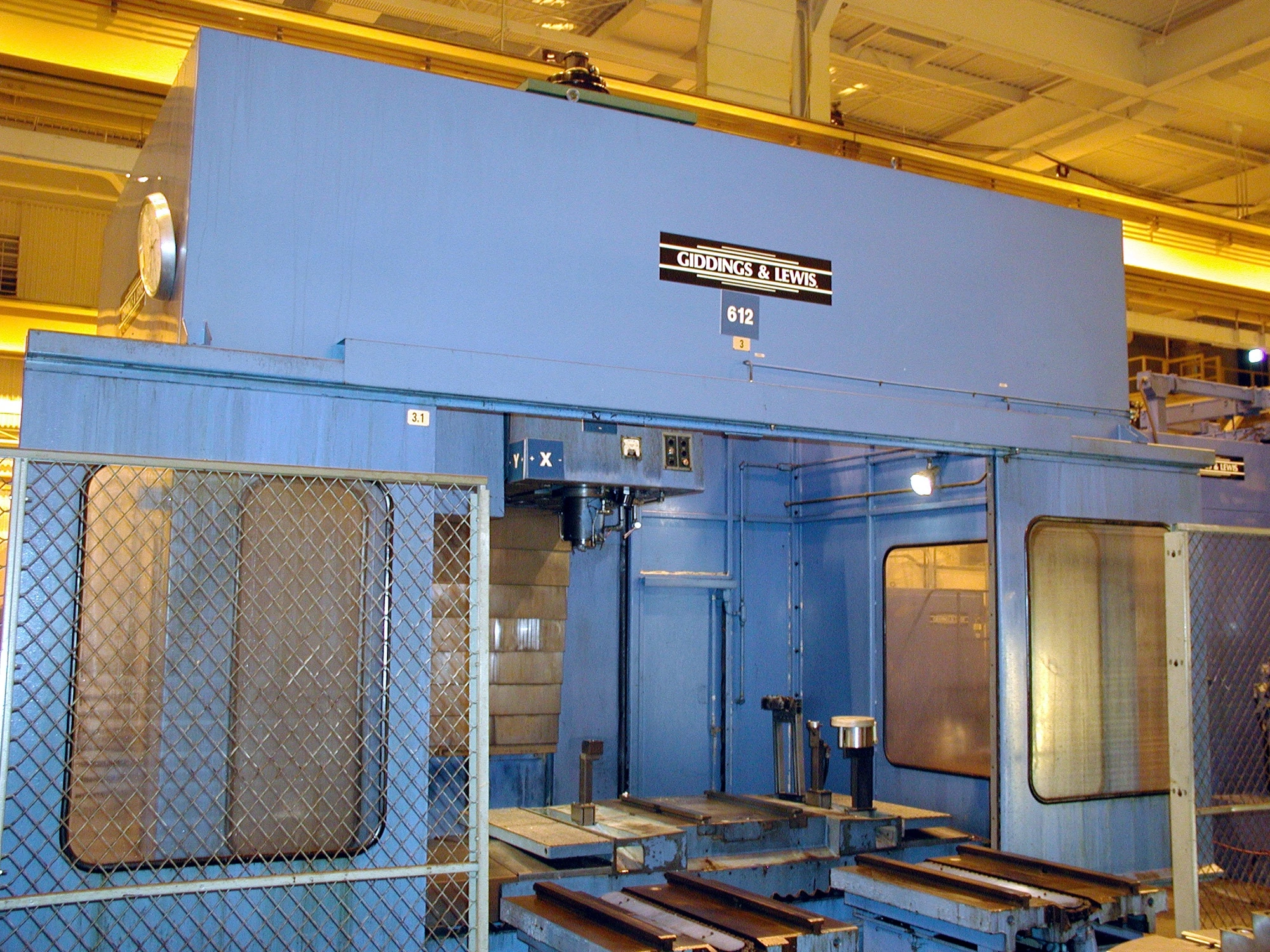 Used 1987 GIDDINGS & LEWIS 924-25VSP Vertical Machining Centers Pennsylvania US | Hadanich Machine #1439194