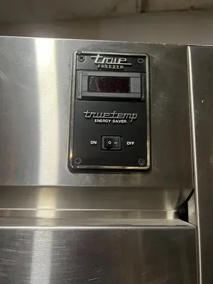 Used TRUE TG2FRI - 2S Freezers Florida US | BAM Discount Restaurant Equipment #1390590