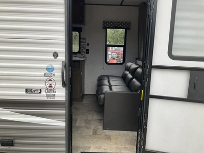Used 2020 COLEMAN LANTERN Campers, Caravans, Motorhomes Michigan US | Miedema Asset Management Group #1455032