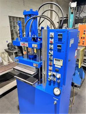 USED 1996 WABASH WABASH DAG30H-15-CX PRESS