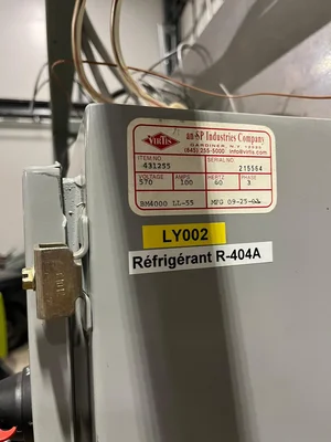 Lyophilizer VIRTIS FREEZE DRYER Freeze Dryer / Lyophilizer Model: BM4000 LL-55 # 3425