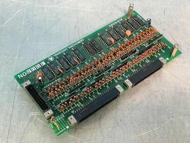 Used YAMAZAKI MACHINERY S829137A I/O Boards & Replacement Parts Ohio US | HGR 24 #1316126