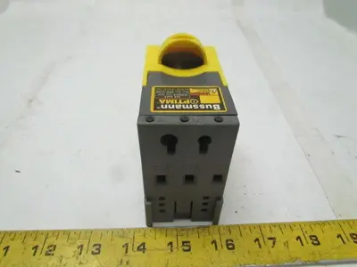 Bussmann Optima IR200kA/OPM1038R 3 Pole class CC Fuse Holder 30A 600V