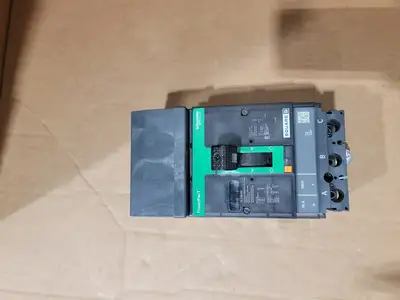 NEW SCHNEIDER ELECTRIC HLA36030