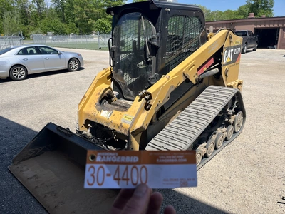 USED 2015 CAT 277D