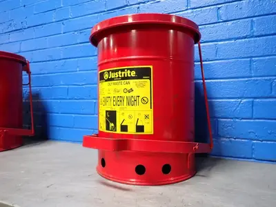 USED JUSTRITE 09100