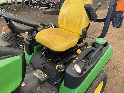 Used JOHN DEERE 1025 R Sub-Compact & Compact Tractors Michigan US | Miedema Asset Management Group #1413783