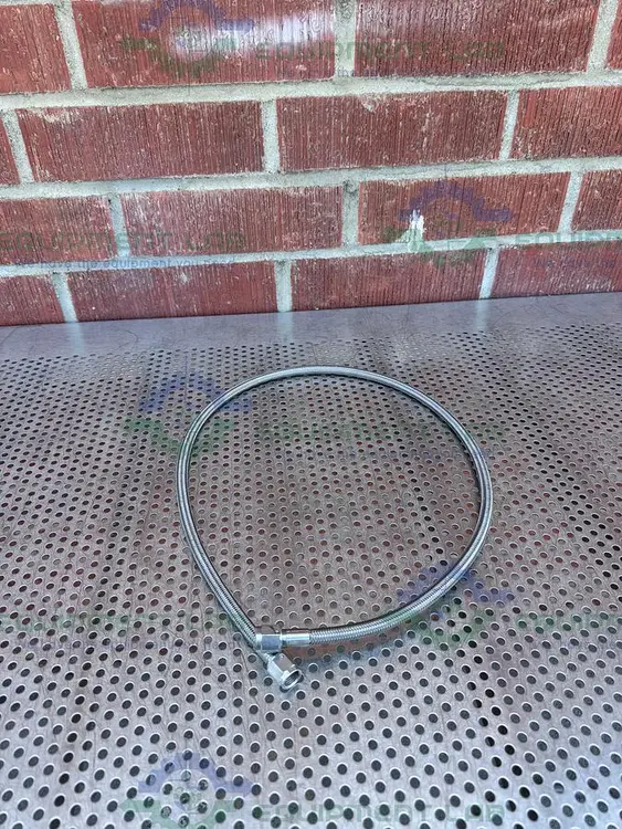 Used UNBRANDED 44" STAINLESS STEEL BRAIDED HOSE W/ 1/2" NPT FITTINGS Hoses | Equipment Lab #486689