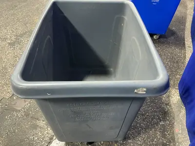 Used RUBBERMAID 4616 Miscellaneous MRO Ohio US | HGR 24 #1260845