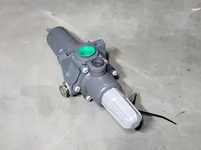 NEW FISHER 67DFR-25/T40F/T2