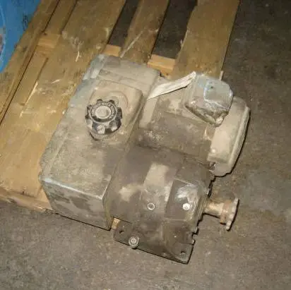 Vari Speed Drive with sprocket, estimated to be a 1 hp.