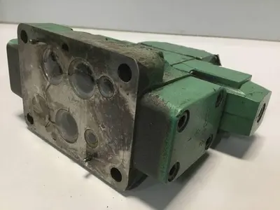 USED SPERRY VICKERS DG5S4046CWB40