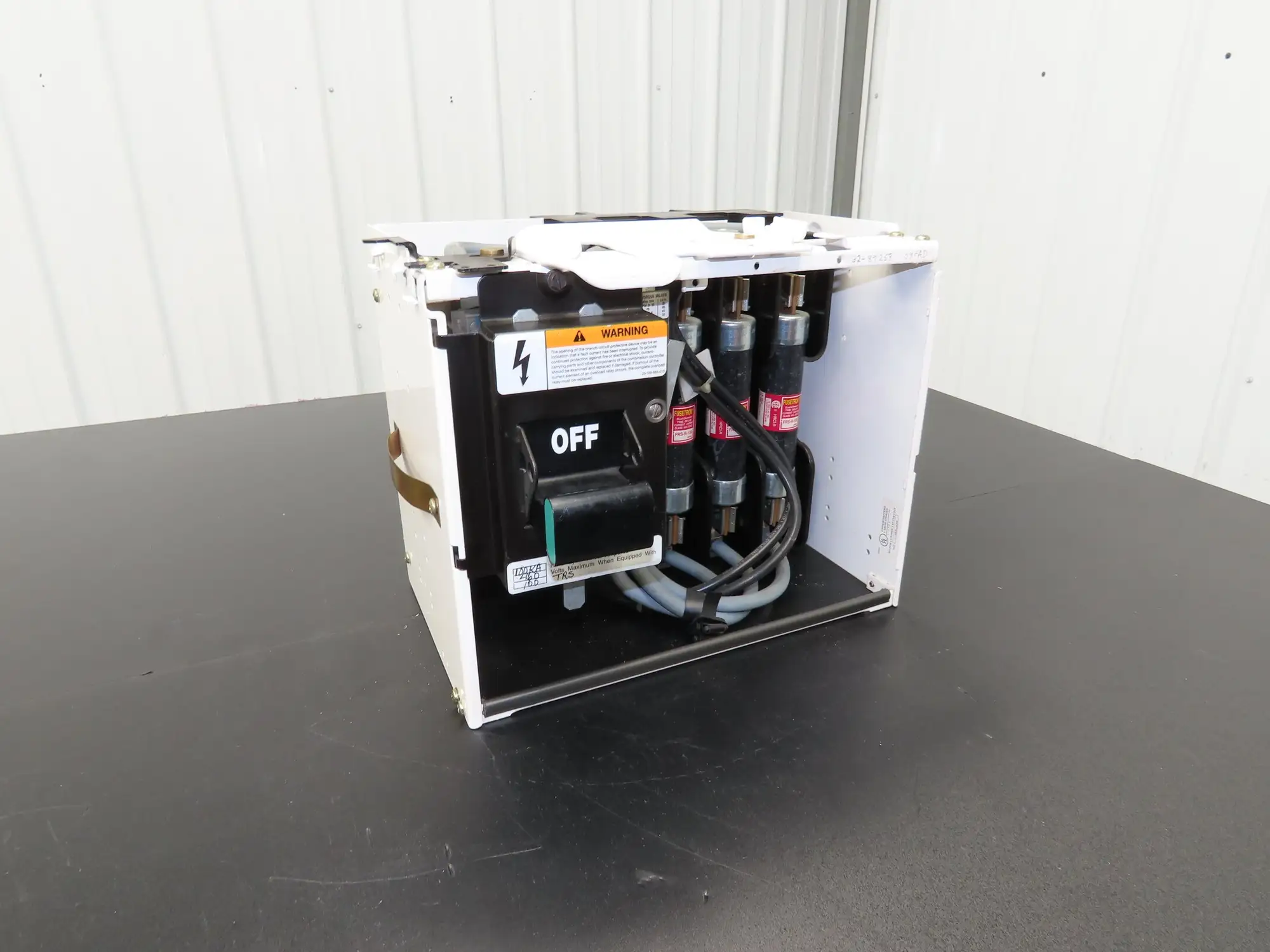 Siemens LS-237020 Bucket Breaker MCC Fused Motor Disconnect 600V 75Hp