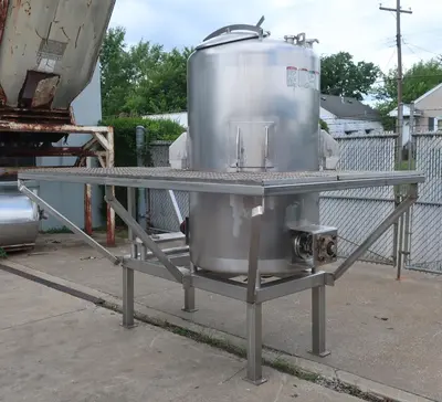 SPC9049  Mixer and Blender 250 gallon APV Crepaco Dixie medium shear mixer, Stainless Steel