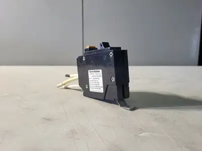 NEW CUTLER-HAMMER QBGFEP1030