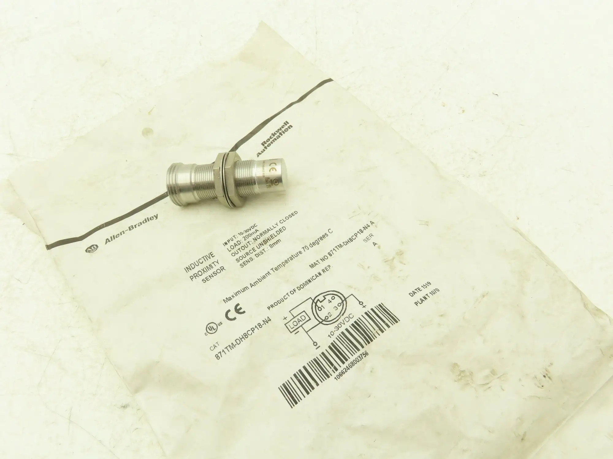 Allen Bradley 871TM-DH8CP18-N4 Proximity Sensor Inductive 10-30vdc 200mA 18mm OD