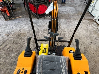 Future Mini Excavator (FT15)