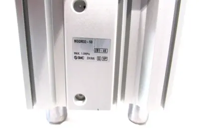 NEW SMC MGQM32-50 COMPACT GUIDE CYLINDER MGQM3250