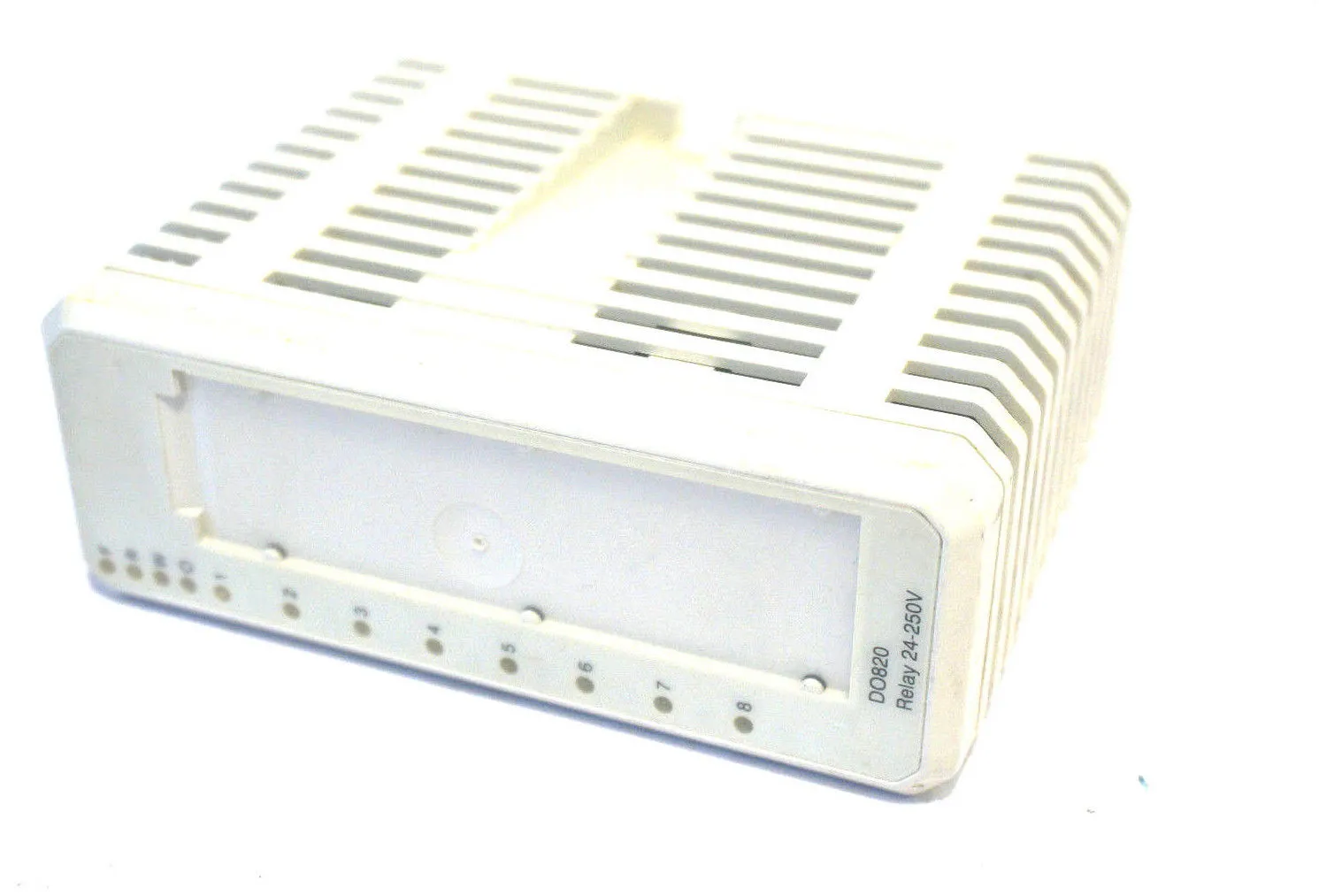USED ABB 3BSE008514R1 OUTPUT MODULE