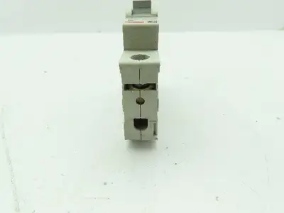 Cutler Hammer WMS1C02 Circuit Breaker, 2 Amp 240 VAC Single Pole LOT of 10