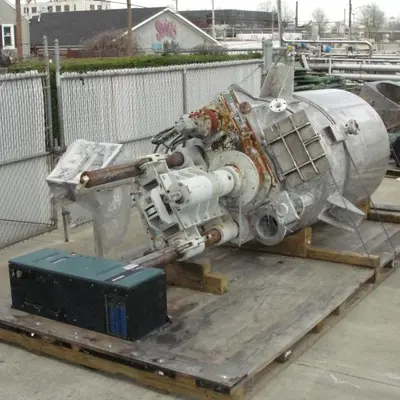 SPC6338  Mixer and Blender 400 gallon capacity Buhler vacuum mixer scrape and dispersion agitator, FV and 3 psi @ 250°F internal, 50 psi @ 250°F jacket