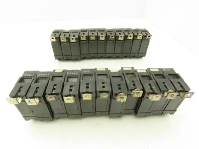 General Electric TQB1120 Circuit Breaker 1-Pole 20A Bolt-On 120/240V Lot of 22