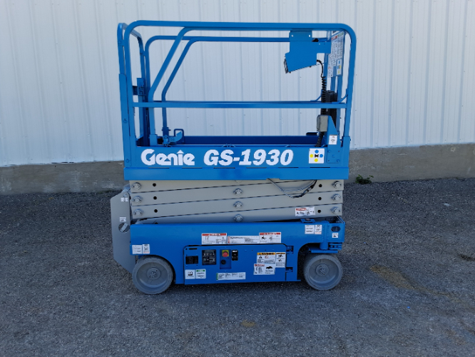 USED 2018 Genie GS-1930