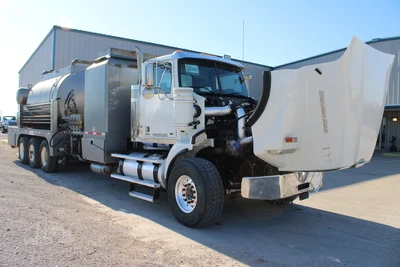 Used 2014 WESTERN STAR 4900 Tanker trucks Texas US | Roll Off Truck World #1492032