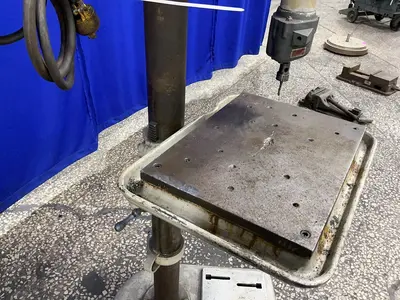 Used DELTA _UNKNOWN_ Drill Press (Woodworking) Ohio US | HGR 24 #1518921