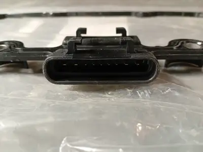 NEW FORD F81Z-6584-AA