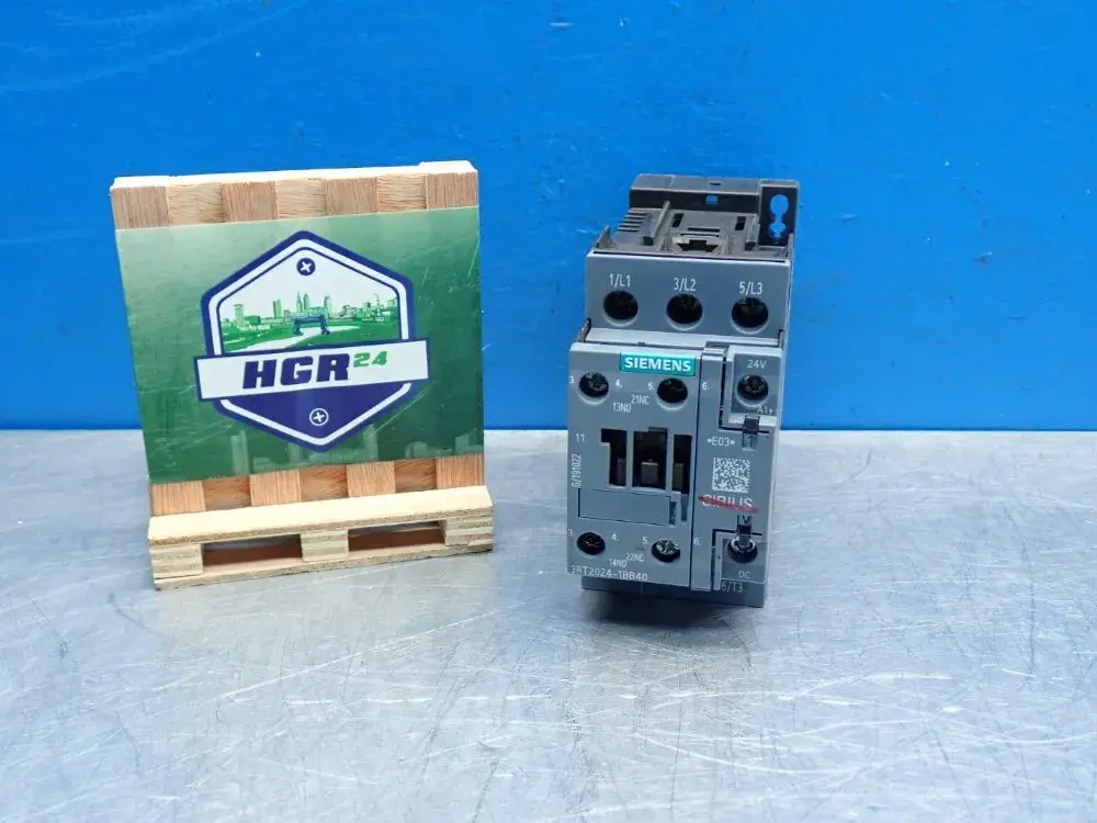 New | in-Stock SIEMENS 3RT20241BB40 PLC Contactors | HGR 24 #753982