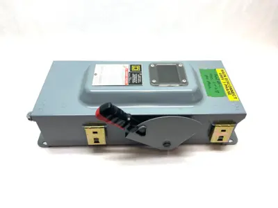 USED SQUARE D HEAVY DUTY SAFETY DISCONNECT SWITCH