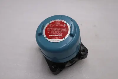 New Honeywell Micro Switch 11CX2 9333 Explosion Proof Precision Limit Switch