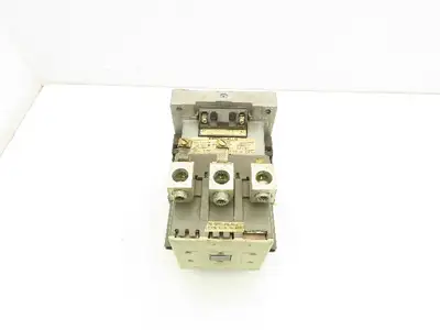 Siemens-Allis CXL40*3E Contactor 135A 600V 3 Pole 120V Coil Model E
