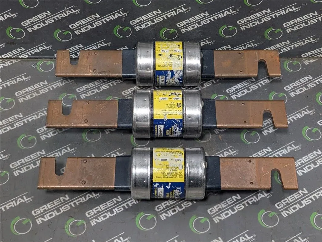 Lot of 3 Bussmann LPS-RK-400SP Low-Peak Dual Element Fuses 400A Blue Used