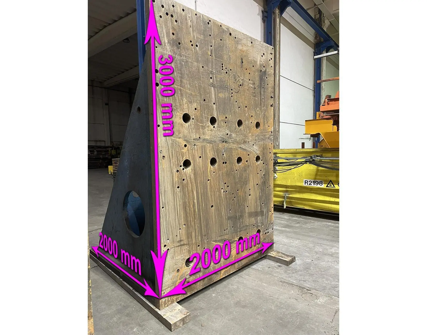 Clamping bracket 2000 x 2000 x 3000 mm