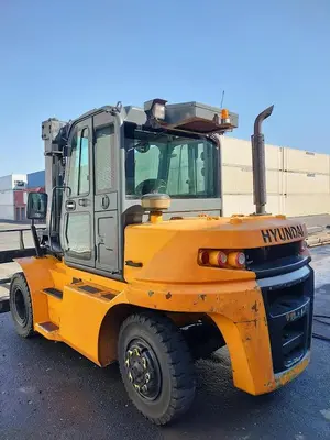 USED 2018 HYUNDAI 70D-9