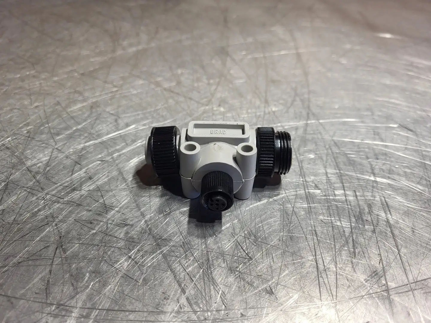 NEW MOLEX 1300390341