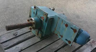 SPC9243  Agitator 5 hp Chemineer top mount agitator model 3 HTD-5