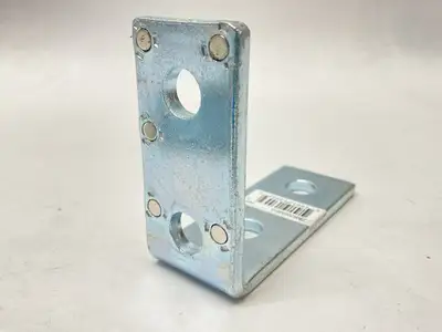 USED SUPERMAG 90-DEG STRUT BRACKET WITH MAGNETS 4-HOLE LOT OF 10