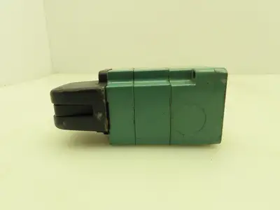 Aro 5232-05-3 Pneumatic Air Limit Switch Valve 3 Way Roller Arm 3/8" NPT