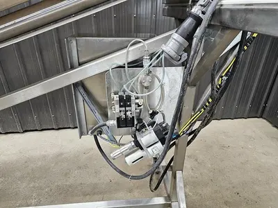 Used Belt Conveyor, 17’’ Wide X 166’’ Long, Pneumatic Side Shift 🔴 Liquidation Sale – All Offers Considered
